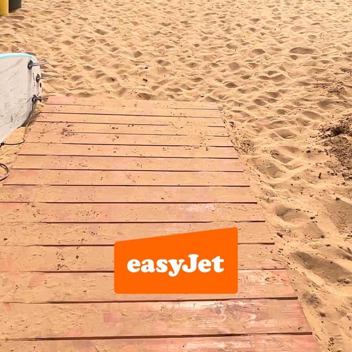 Captured EasyJet creative